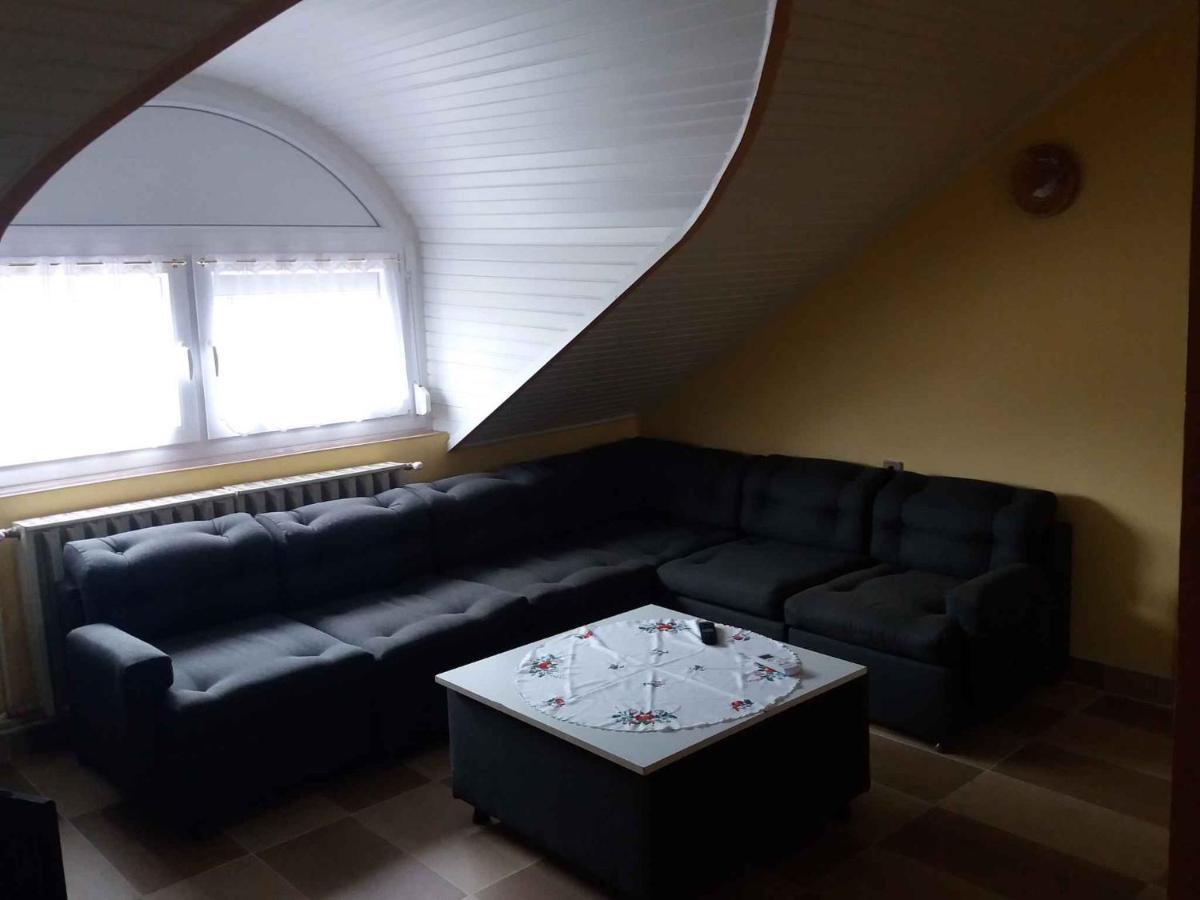 Balatonkeresztúr Apartment In Balatonmariafuerdo 19249 מראה חיצוני תמונה