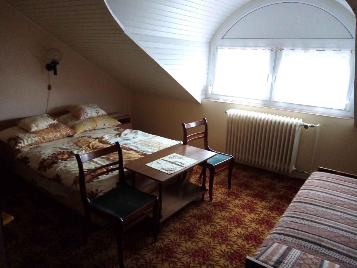 Balatonkeresztúr Apartment In Balatonmariafuerdo 19249 מראה חיצוני תמונה